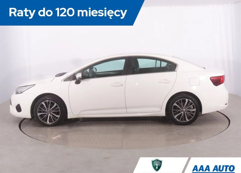 Toyota Avensis cena 53000 przebieg: 156404, rok produkcji 2015 z Staszów małe 191